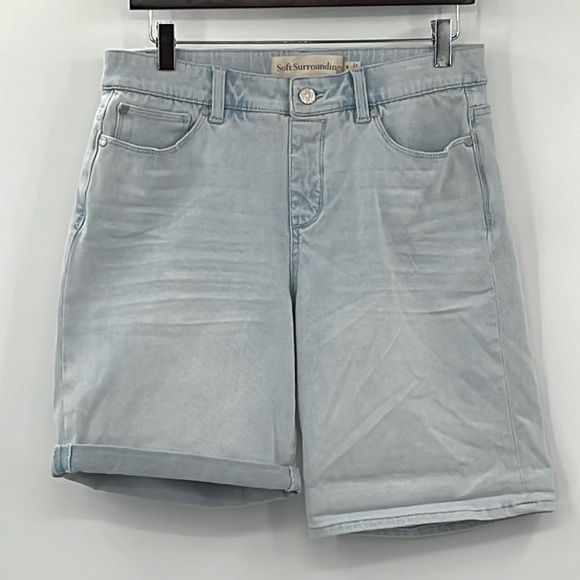 Soft Surroundings The Ultimate Denim Relaxed Shorts Light Wash - NWOT - Medium - Picture 1 of 7